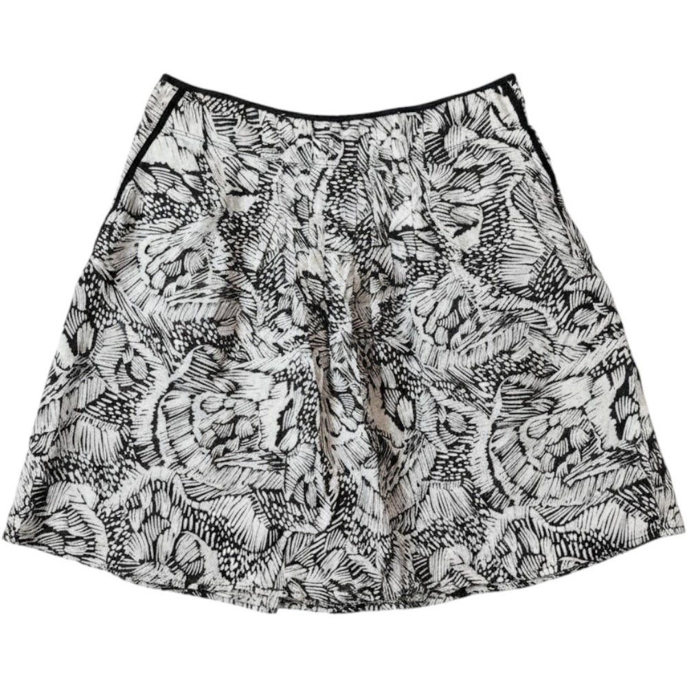 Eddie Bauer Women's Skirt Size 2 Black White Floral Print Lightweight Lined